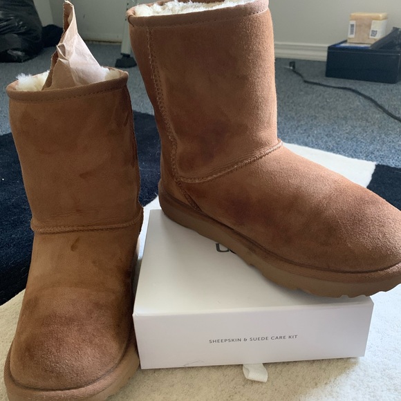 US 6/UK 5 womens mid cut uggs - Picture 2 of 7